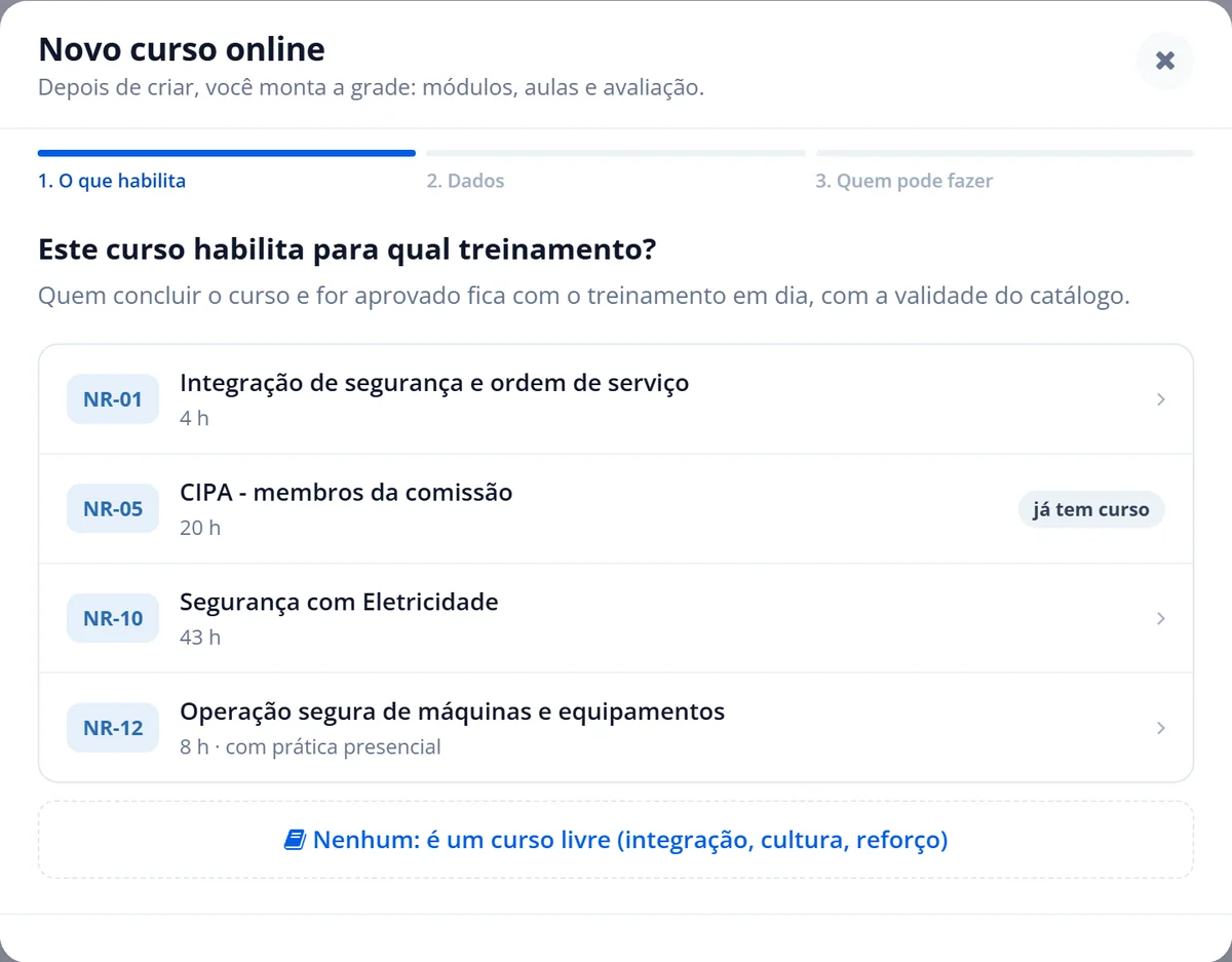 Primeira etapa do novo curso online: escolher para qual treinamento do catálogo o curso habilita